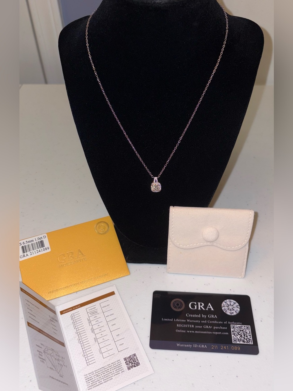 BEAUTIFUL GRA CERTIFIED 1ct. MOISSANITE NECKLACE! NWT